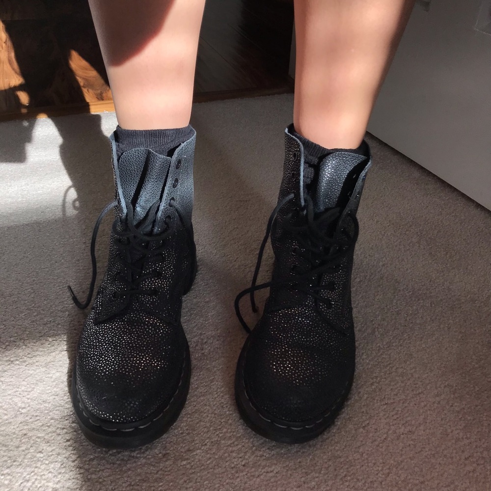 BLACK & PEBBLE GREY METALLIC DR. MARTEN’s